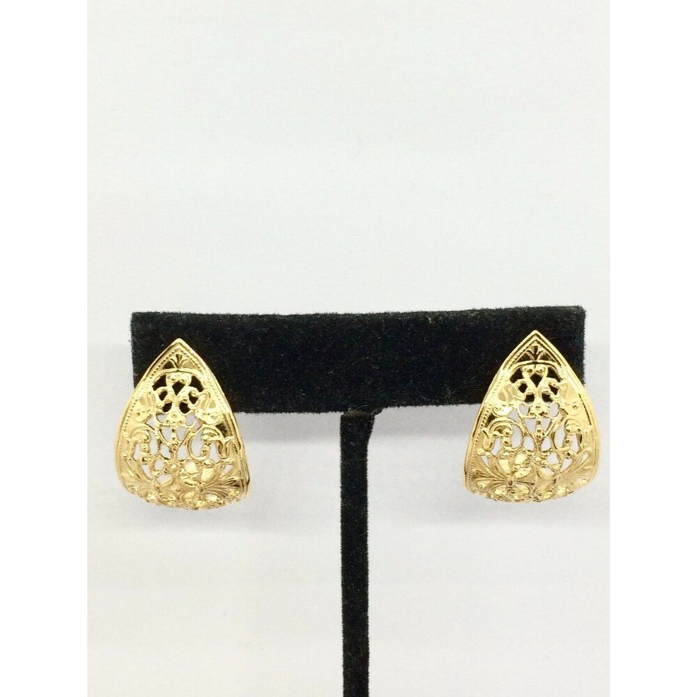 VINTAGE TRIFARI Earrings Gold Tone Filigree Teardrop Post Ornate Pierced NOS